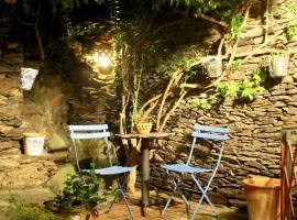 Casa Jordi - Piedra y bóveda en el corazón de Cadaqués I 3 suites I 2 parkings I patio con bbq