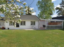 Lovely Home In Silkeborg With Kitchen, hytte i Silkeborg
