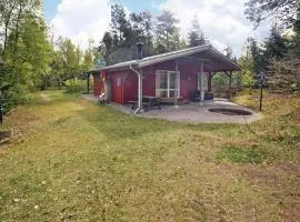 Nice Home In Hadsund With 2 Bedrooms And Wifi