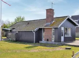 Three-Bedroom Holiday Home In Broager