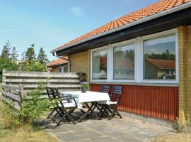 Beautiful Home In Nrre Nebel With Wifi, holiday rental in Nymindegab