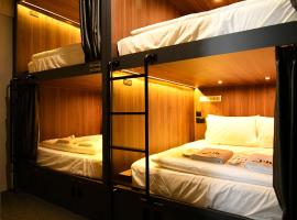 Wink at McCallum Street, capsule hotel in Singapore