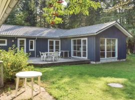 2 Bedroom Cozy Home In Ebeltoft – dom wakacyjny w mieście Øksenmølle
