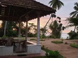 Talalla Beach Bungalows