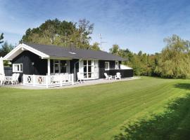 Stunning Home In Vejby With Wifi, hotel in Vejby
