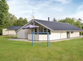Nice Home In Oksbl With 3 Bedrooms, Sauna And Wifi