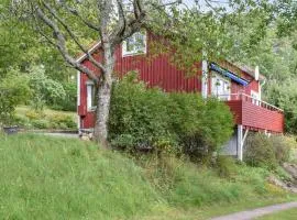 2 Bedroom Cozy Home In Gamleby