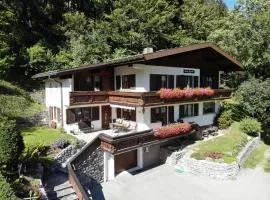 Haus Glasella