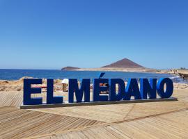 alquilaencanarias El Medano Pika, center and beach, Wellnesshotel in El Médano