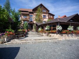 Nebokrai, khách sạn ở Yaremche