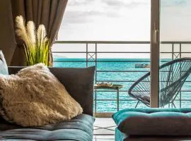 Kalamata Seaside Getaway, Into the Blue Luxury Suite