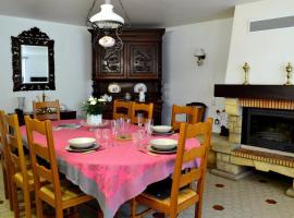 Gite Le Masgiral, hotel with parking in Saint-Christophe