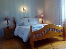 Inny River Lodge, hotel v destinaci Rathowen