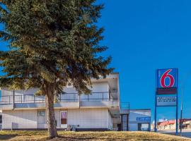 Motel 6-Fort St. John, BC, hotel di Fort Saint John