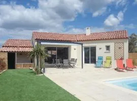 Beautiful Home In Ginestas With 3 Bedrooms, Wifi And Outdoor Swimming Pool
