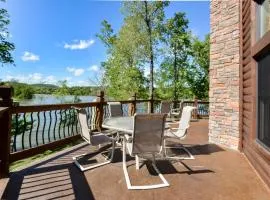 Luxury Lakefront Chalet Resort 2 Pools FREE Amenities Dock Kayaks Waterslide