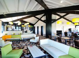 Relais Fasthotel Port Lauragais, hotel v destinaci Avignonet-de-Lauragais