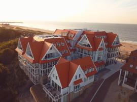 Familie beachhuis op de duinen (Duinhuis): Cadzand şehrinde bir otel