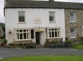 Ivy Cottage Bed & Breakfast