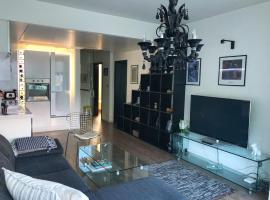 Luxury Sea View BULLDOG Place