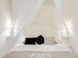 Elegant Apartment Behind the Colosseum, hotel em Roma