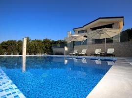 Villa Infinity, ξενοδοχείο σε Smrika