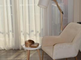 Sweet Residence Apartment, hotel with hot tubs in Arad