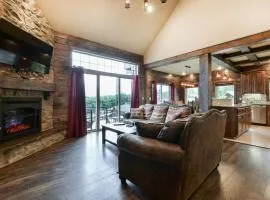 Luxury Lakefront Villa MiniGolf HUGE POOL Kayaks 2Mi to SDC Dock