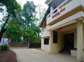 Hotel Matruchhaya - Near Lonavala Market Railway and Bus Station, hotel in Lonavala