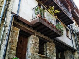 Casa rural La Villa: Miranda del Castañar'da bir otel
