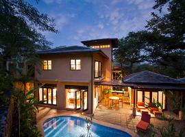 Jet Luxury at Langosta Beach Resort & Villas, cottage in Tamarindo