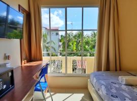 Hulhan'gu Lodge, hotel en Himmafushi