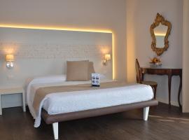 H2o, hotel blizu znamenitosti Terme Sirmione - Virgilio, Sirmione