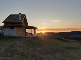 Вила Орцево Vila Ortsevo, cabin in Ortsevo