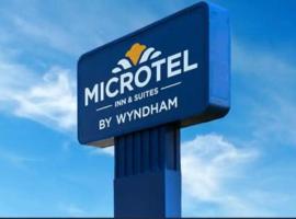 Microtel Inn & Suites by Wyndham Woodland Park, hotel u gradu Vudland Park