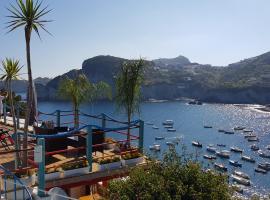 L'Incanto di Cala Feola, hotel pro pobyt s domácími mazlíčky v Ponze