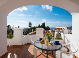 Casa con bellas vistas sobre la bahía de Nerja, помешкання для відпустки у місті Нерха
