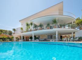 Villa Son Veri de la Marina, beach hotel in El Arenal