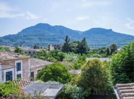 Casa Fútbol, hotel a Sóller