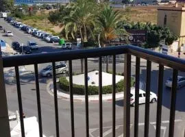 Charming beachfront apartment/ Encantador apartamento frente al mar