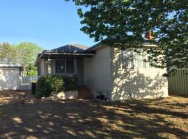 Fitzroy haven, vacation home in Dubbo