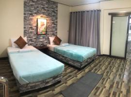 Khao Luang Resort, hotel med parkering i Lan Saka