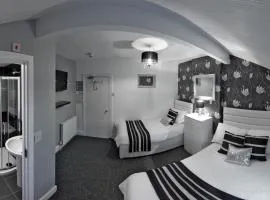 Ardern Hotel