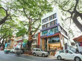 FabHotel Frazer Suites - Nr Bangalore Cantt Railway Station