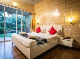 Zulu Land cottages - near Curlies beach shack and shiva valley - Anjuna beach, курортний готель у місті Анжуна