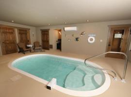 Dive Right In chalet, villa in Gatlinburg