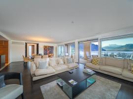 Luxury Apartment Lake View & Center of Montreux by GuestLee, hotel v destinaci Montreux