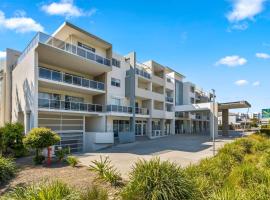 Quality Suites Pioneer Sands, hotel di Wollongong