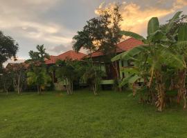 Anacar Bungalows, gistihús í Krabi town