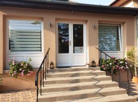 Mediterrán Villa Kecskemét, hostal o pensión en Kecskemét